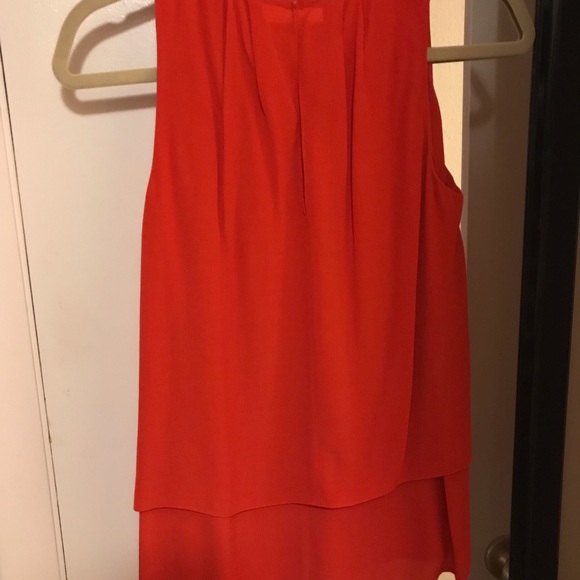 Red layer tank - Picture 3 of 3